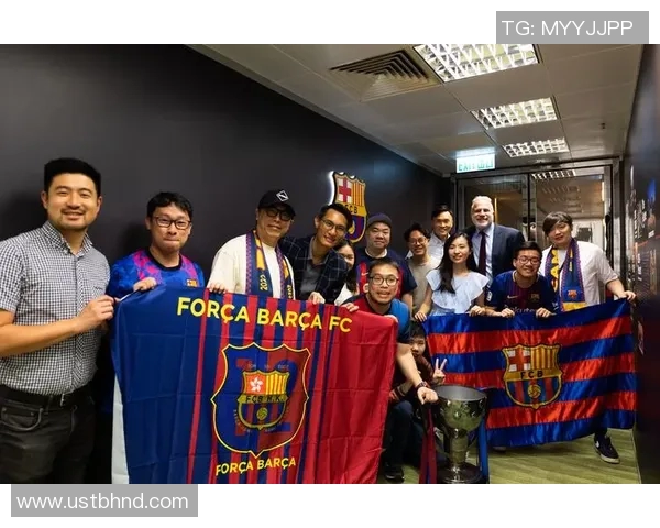 足球明星携女儿畅谈成长与梦想的温馨时刻